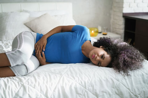 Wie entstehen Menstruationsbeschwerden?